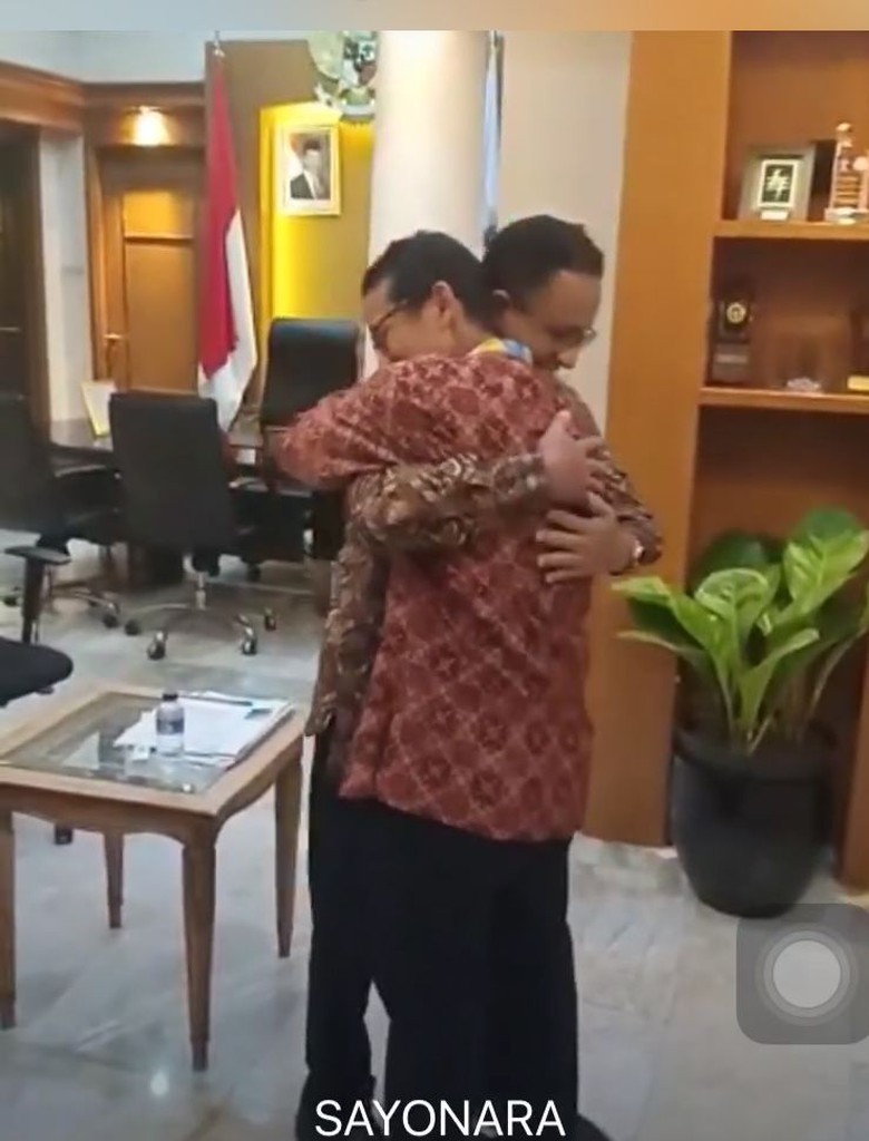 Jadi Cawapres, Sandiaga Pamitan ke Anies Baswedan